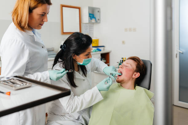 Best Dentist for Dental Trauma  in Roslyn, NY